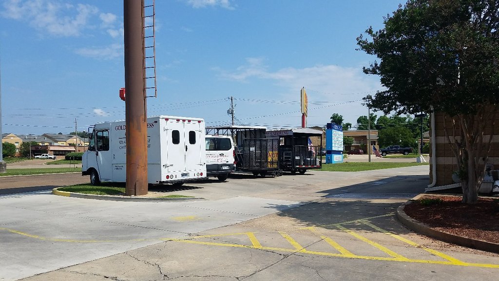 Goldies Express BBQ